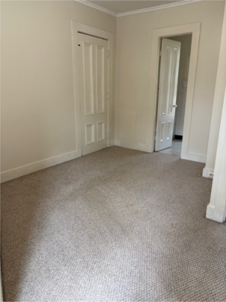 173 Washington St #2 - Photo 3 of 8