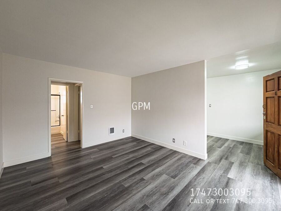 511 N Serrano - APT #6 - Photo 4 of 11