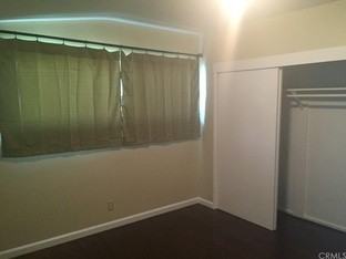 11922 Bluefield Ave - Photo 3 of 5