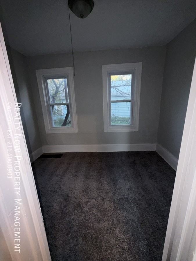 3507 Carlyle Ave Unit 3 #3 - Photo 5 of 15