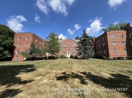 featured image of 2481 Noble Rd Apt G10