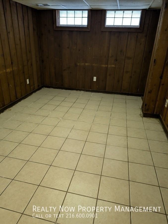 13604 Oak Park Blvd - Photo 4 of 17