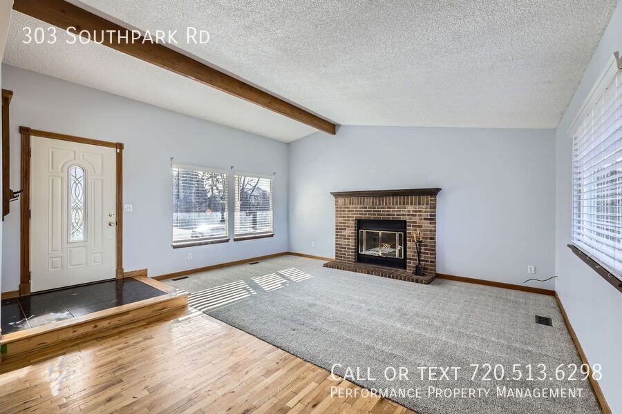 303 Southpark Rd - Photo 5 of 28