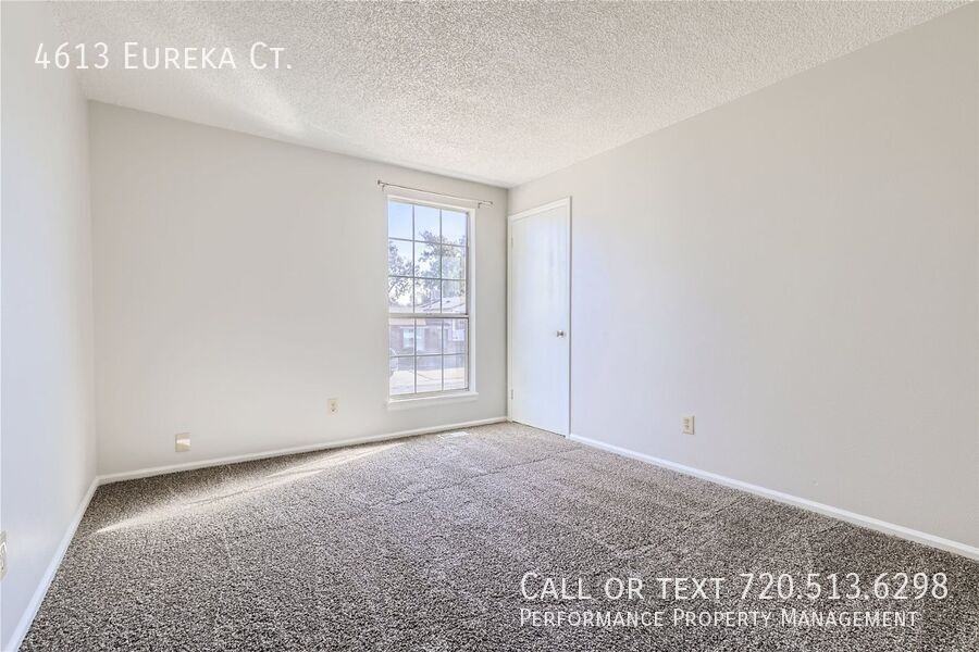 4613 Eureka Ct - Photo 6 of 11