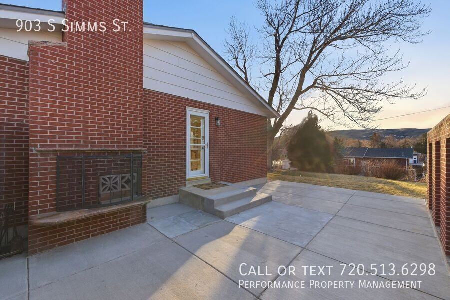 903 S Simms St - Photo 3 of 23