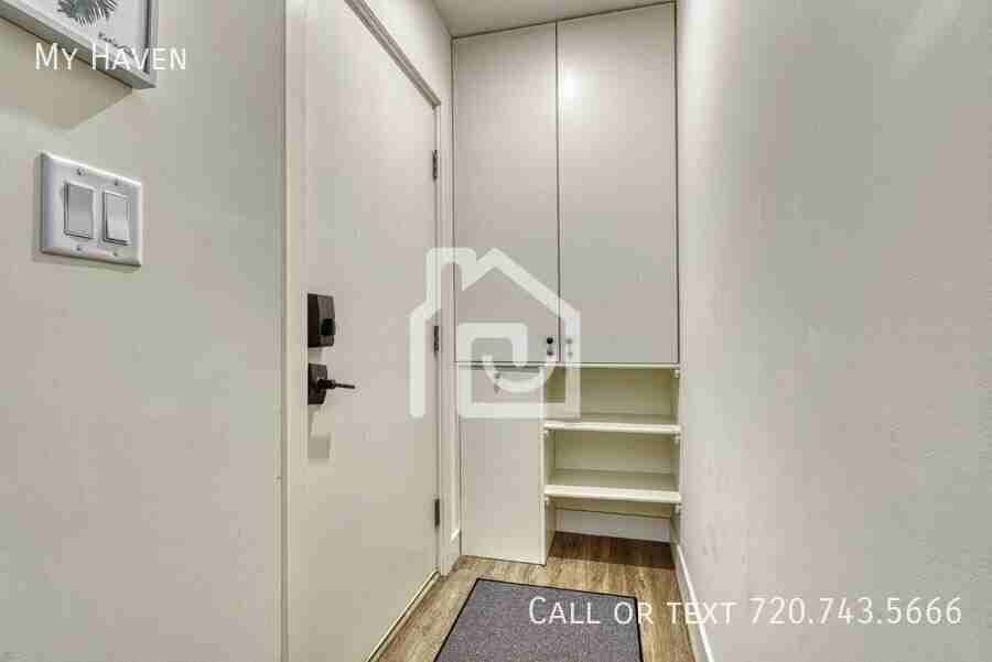 2546 1/2 California St - Photo 2 of 16
