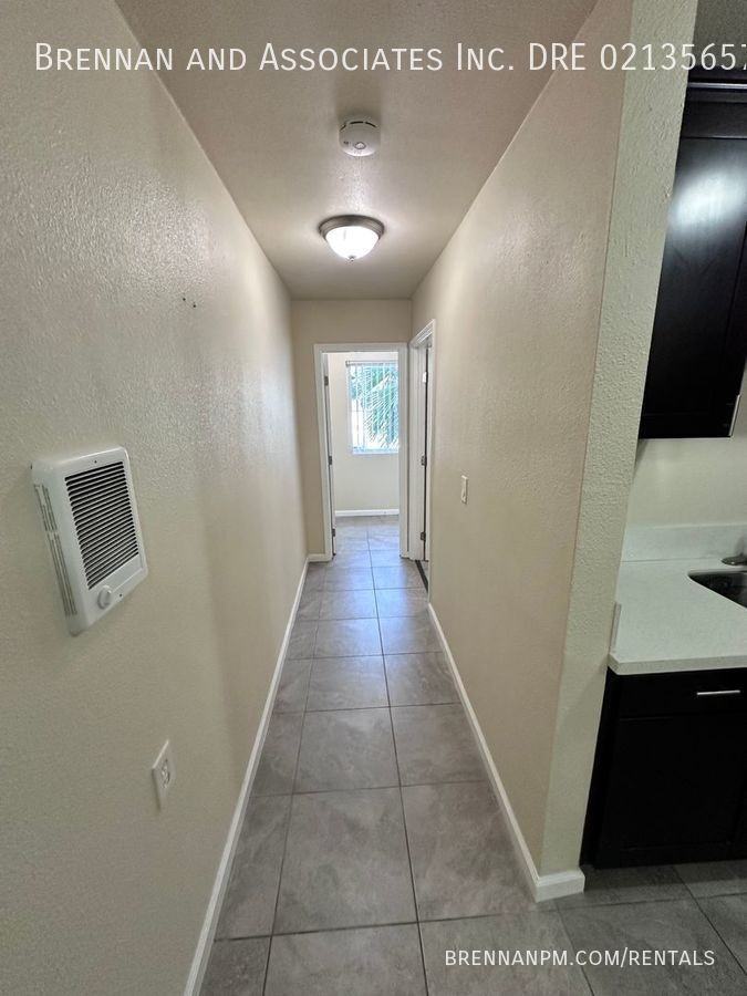 4201 51st St #A - Photo 7 of 18