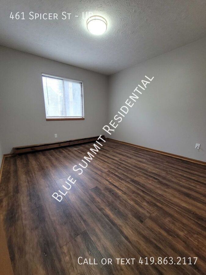 461 Spicer St #UP - Photo 4 of 24