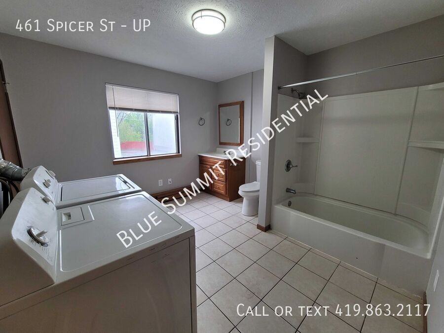 461 Spicer St #UP - Photo 6 of 24