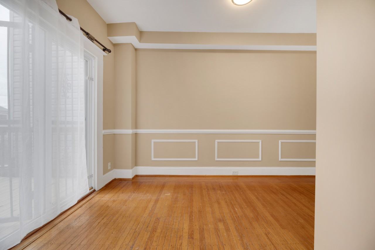 534 Irving St Nw - Photo 6 of 29