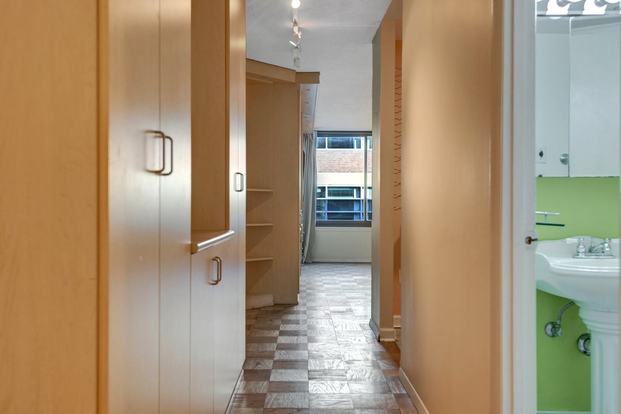 1301 20th St Nw #816 - Photo 6 of 12