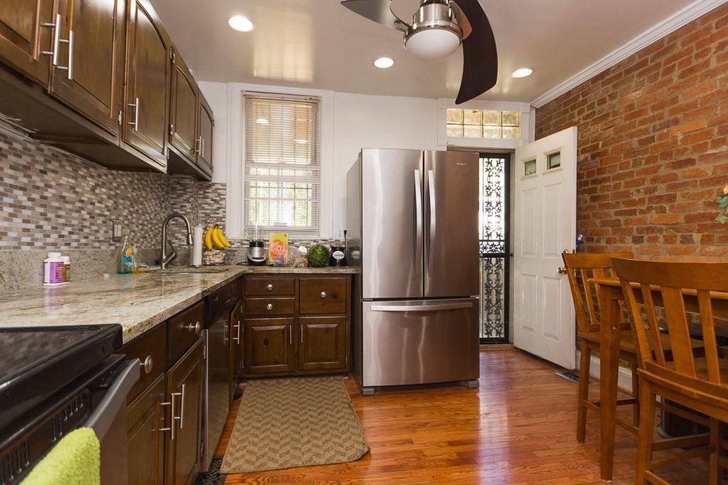 1944 3rd St Nw - Photo 4 of 21