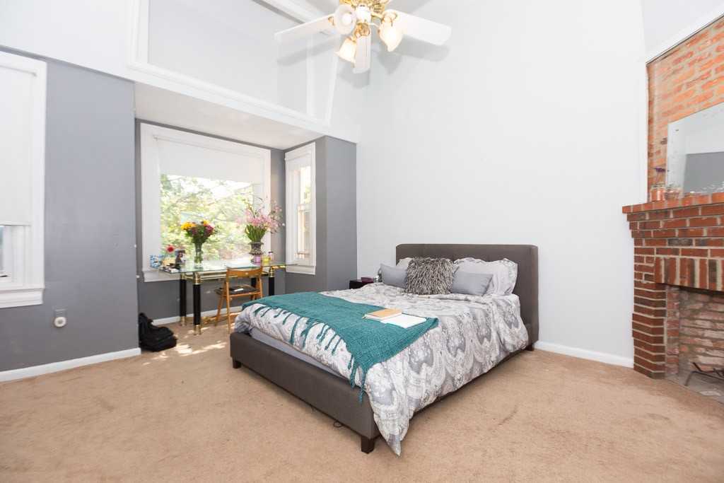 1944 3rd St Nw - Photo 6 of 21