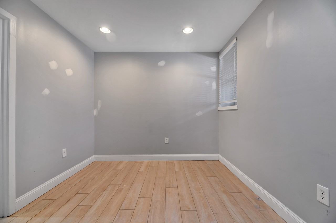 3118 13th St Nw #1 - Photo 2 of 16