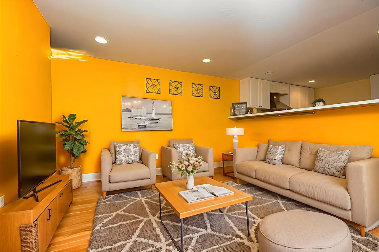 608 Harvard St Nw - Photo 2 of 8