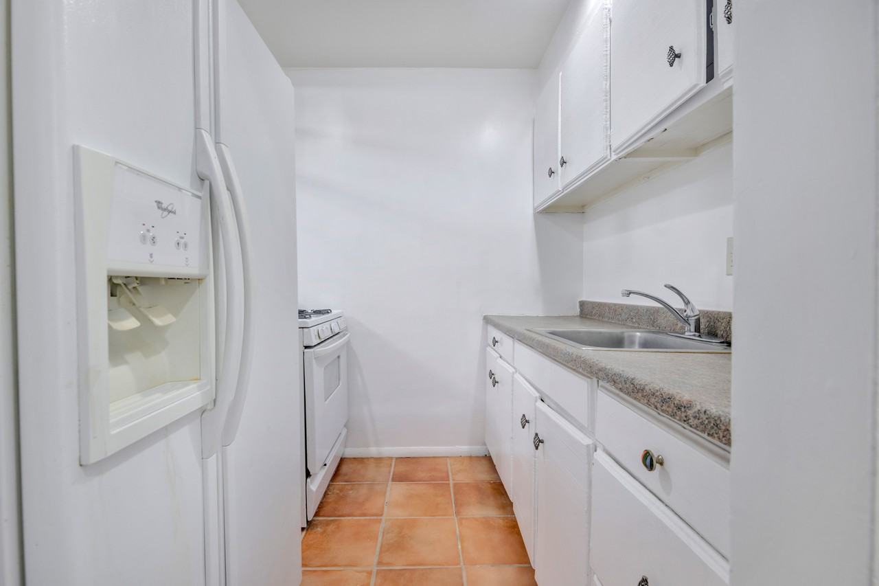 537 Wilson Bridge Dr #A1 - Photo 6 of 12