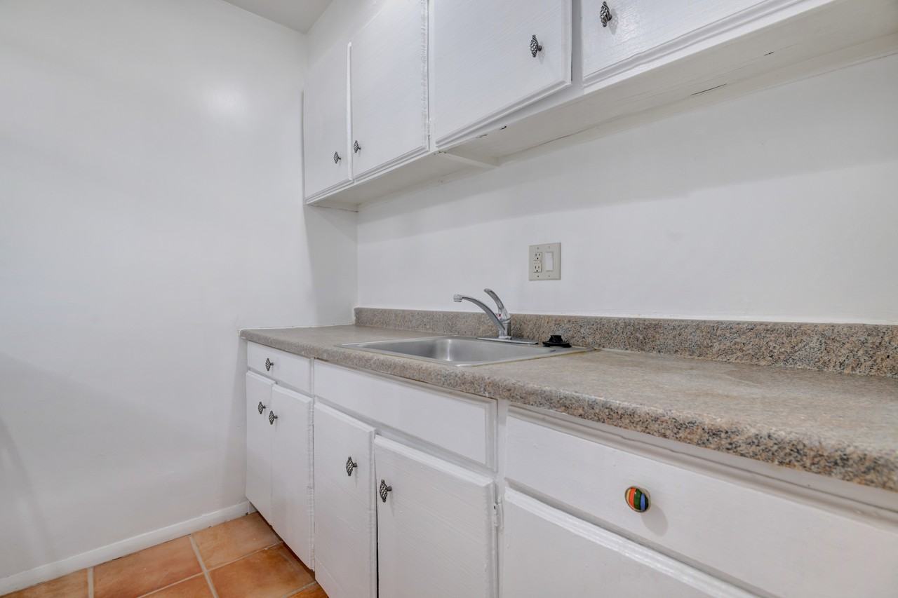 537 Wilson Bridge Dr #A1 - Photo 7 of 12