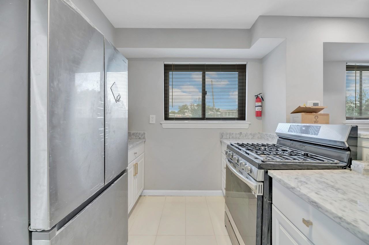 41 Tuckerman St Nw - Photo 5 of 22