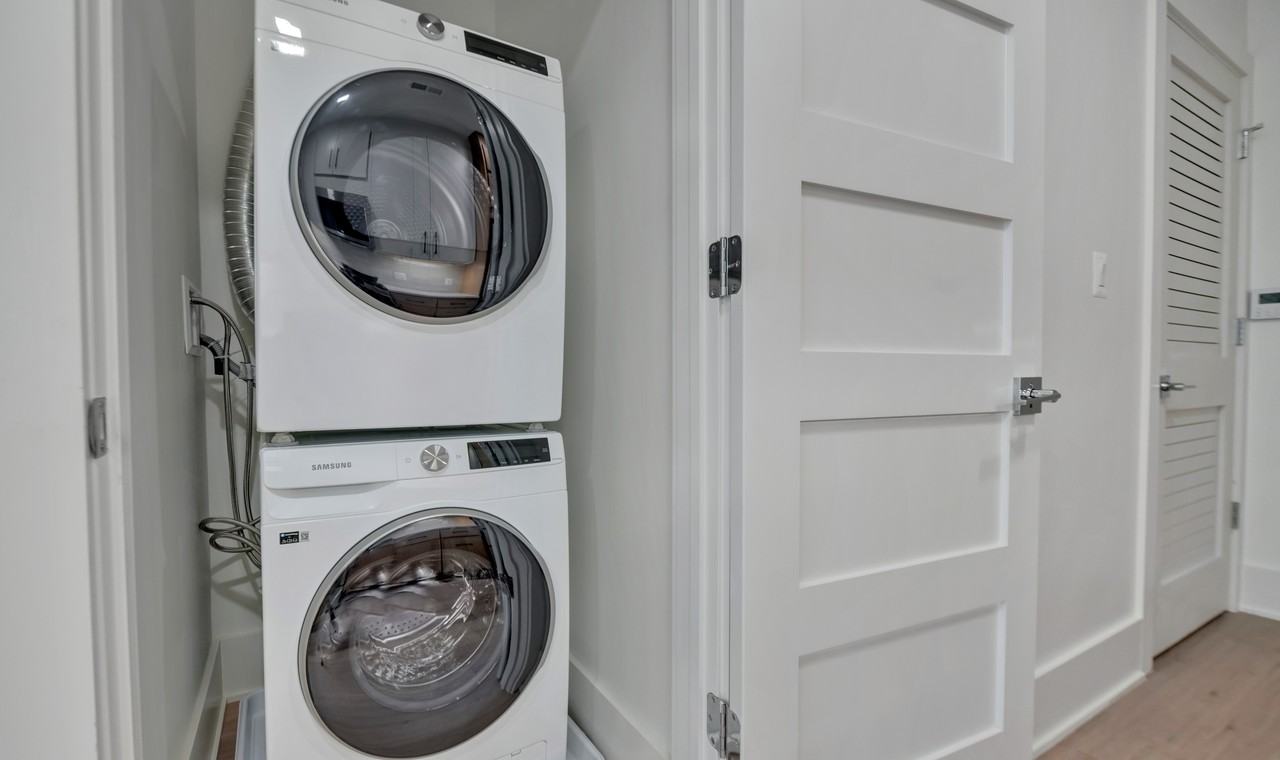 1433 Euclid St Nw #1 - Photo 6 of 8