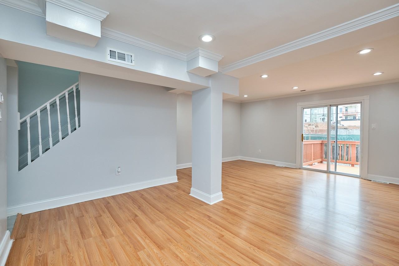 2616 Sherman Ave Nw - Photo 4 of 24