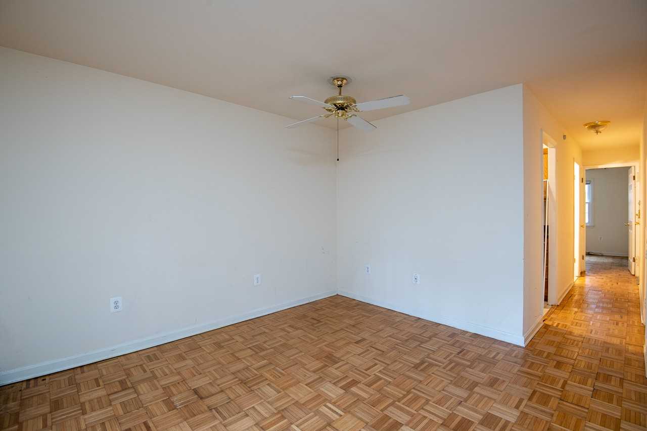 1847 Biltmore St Nw #A - Photo 4 of 11