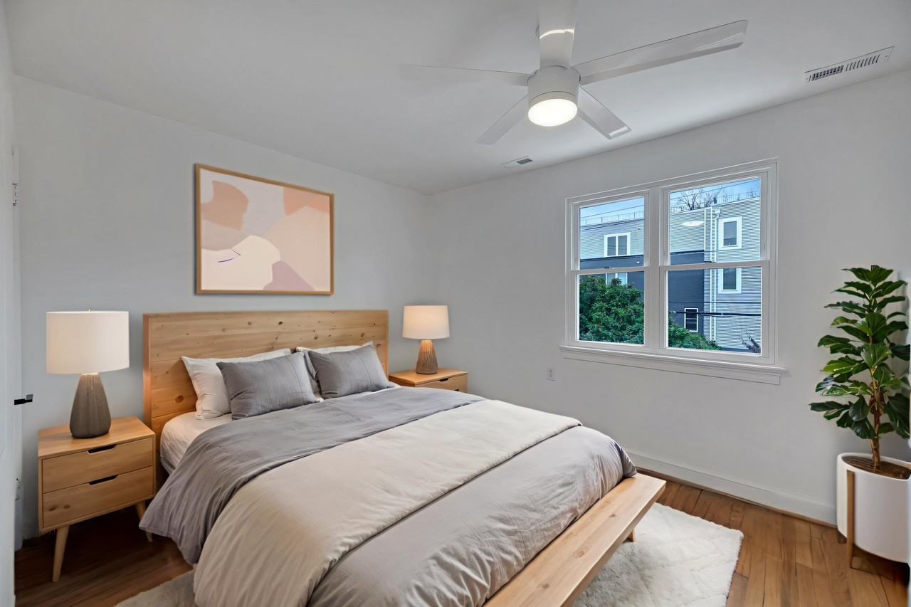 1628 Q St Se - Photo 7 of 28