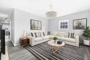 2407 21st Pl Ne Apt 2 #2 - Photo 1 of 1