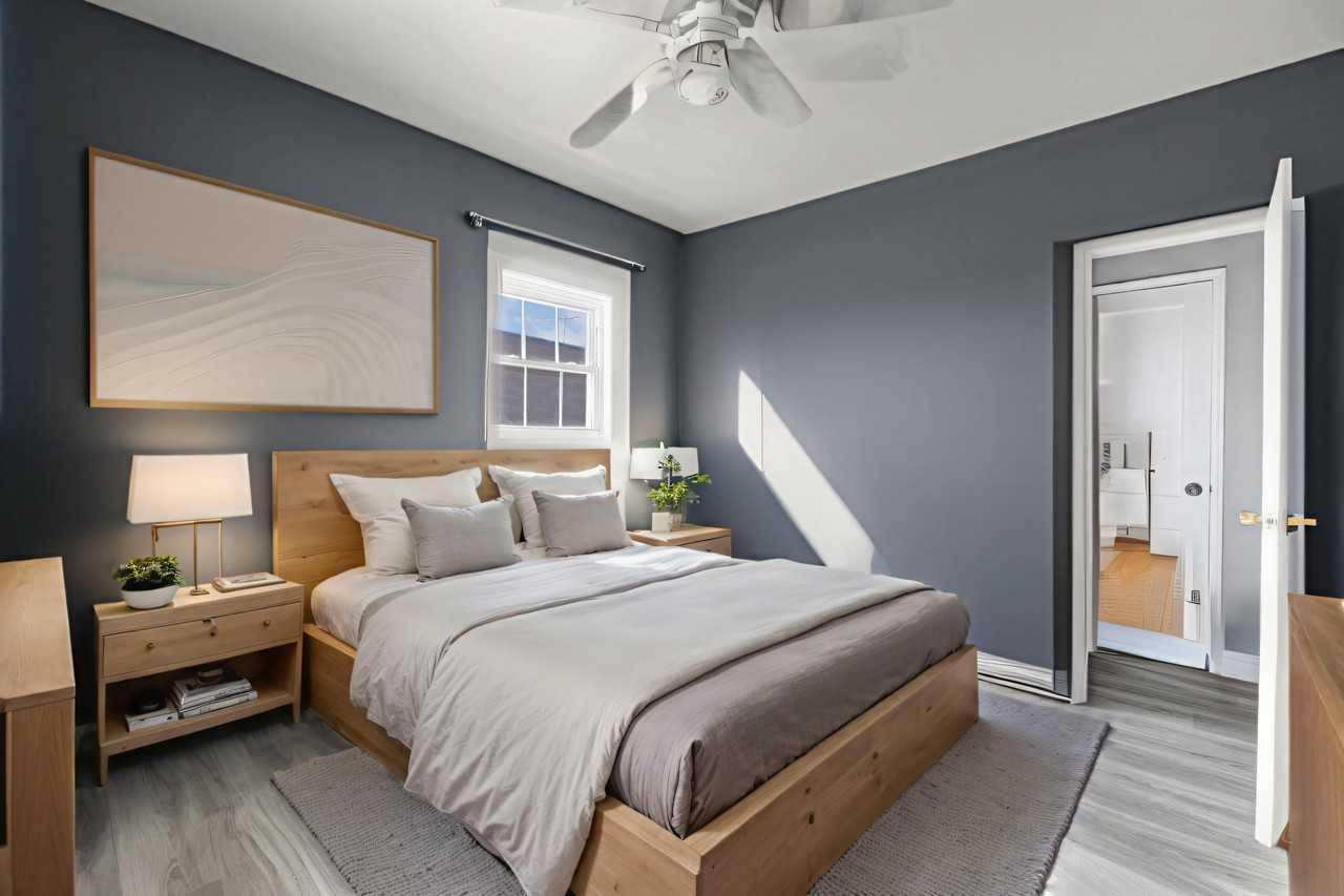 2407 21st Pl Ne Apt 2 #2 - Photo 4 of 10