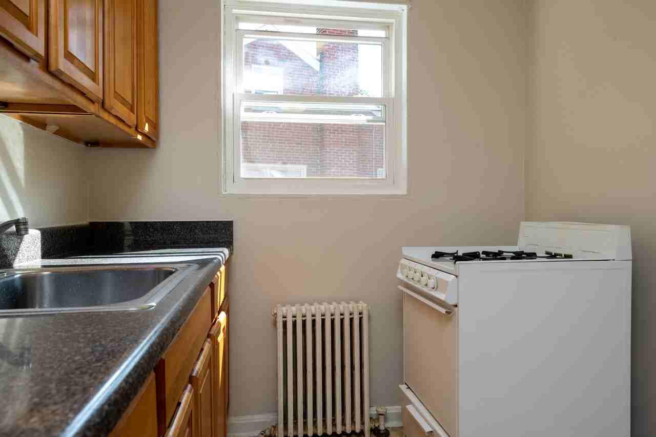 8322 Roanoke Ave #5 - Photo 6 of 9