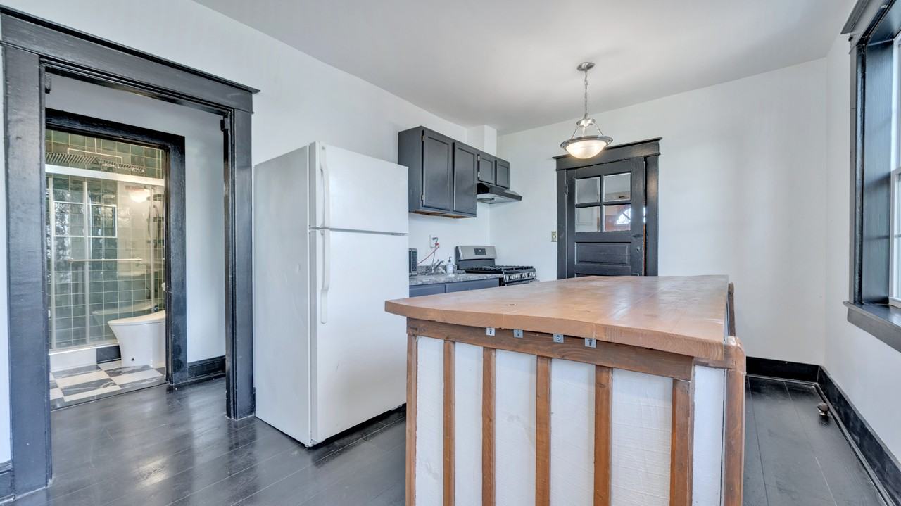 123 Xenia St Se - Photo 4 of 23