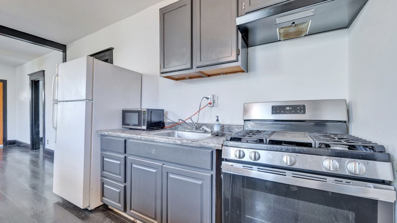 123 Xenia St Se - Photo 5 of 23