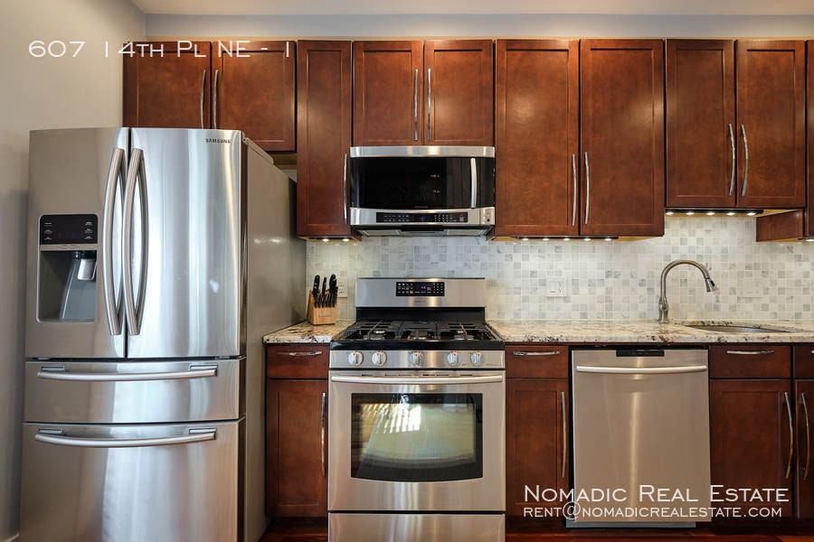 607 14th Pl Ne #1 - Photo 2 of 19