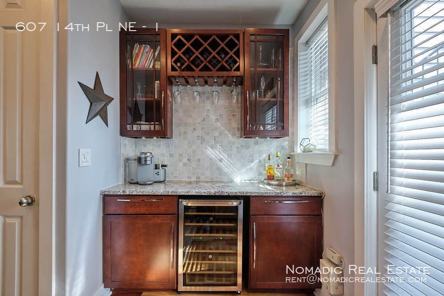 607 14th Pl Ne #1 - Photo 6 of 19
