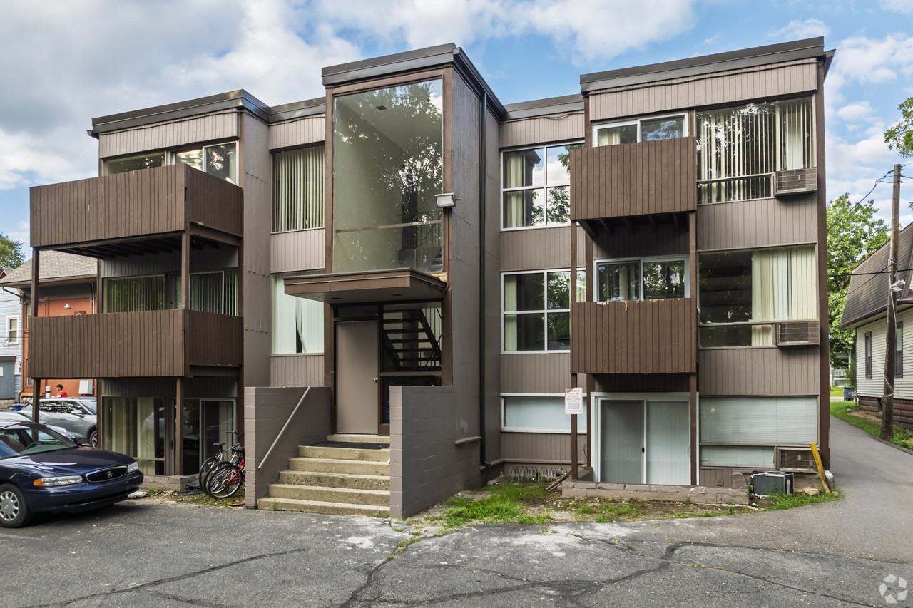 832 Packard St #6 - Photo 4 of 11