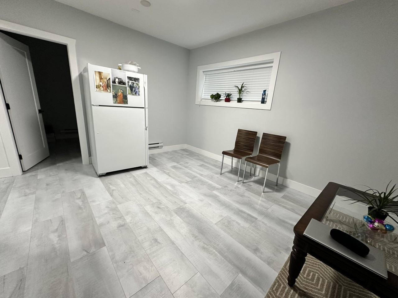 2047 Majestic Cres #B2 - Photo 3 of 21