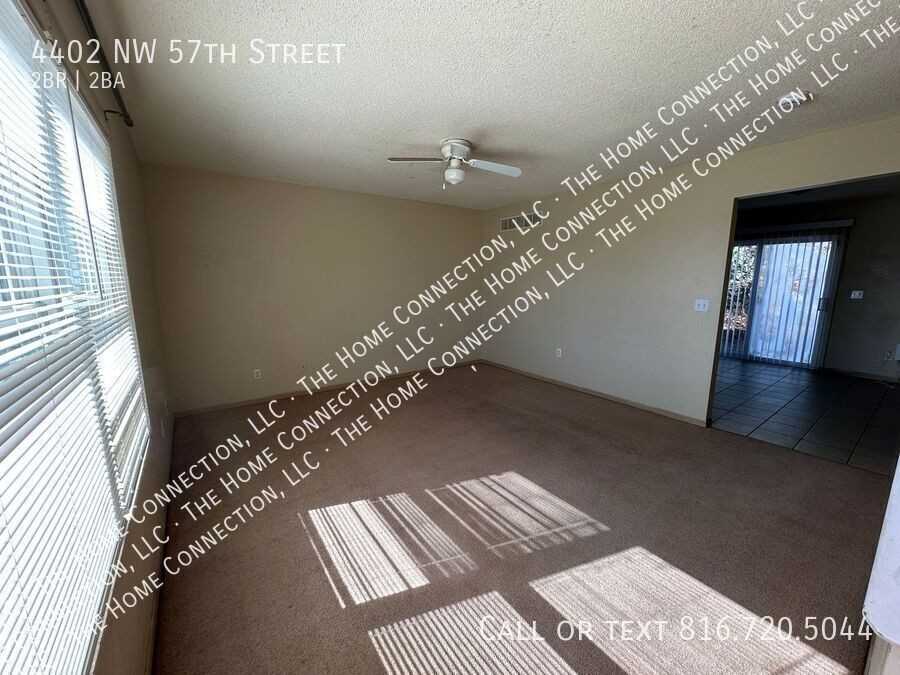 4402 Nw 57th St - Photo 2 of 19