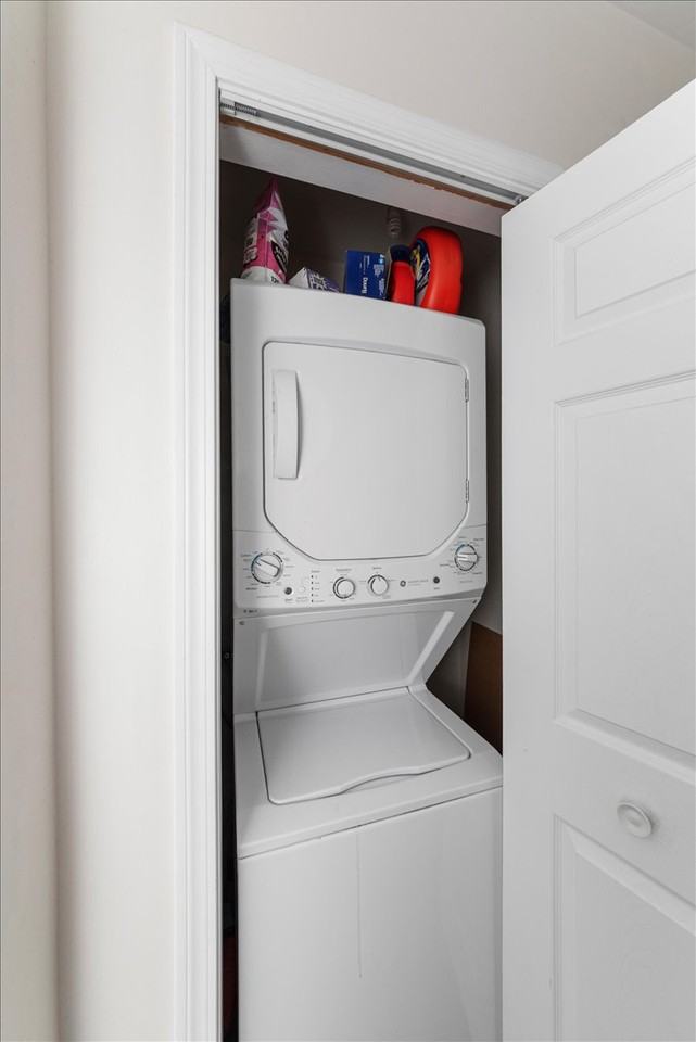 1826 W Rice St #4 - Photo 7 of 10