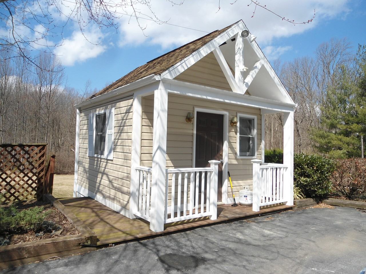 6109 Granby Rd - Photo 3 of 9