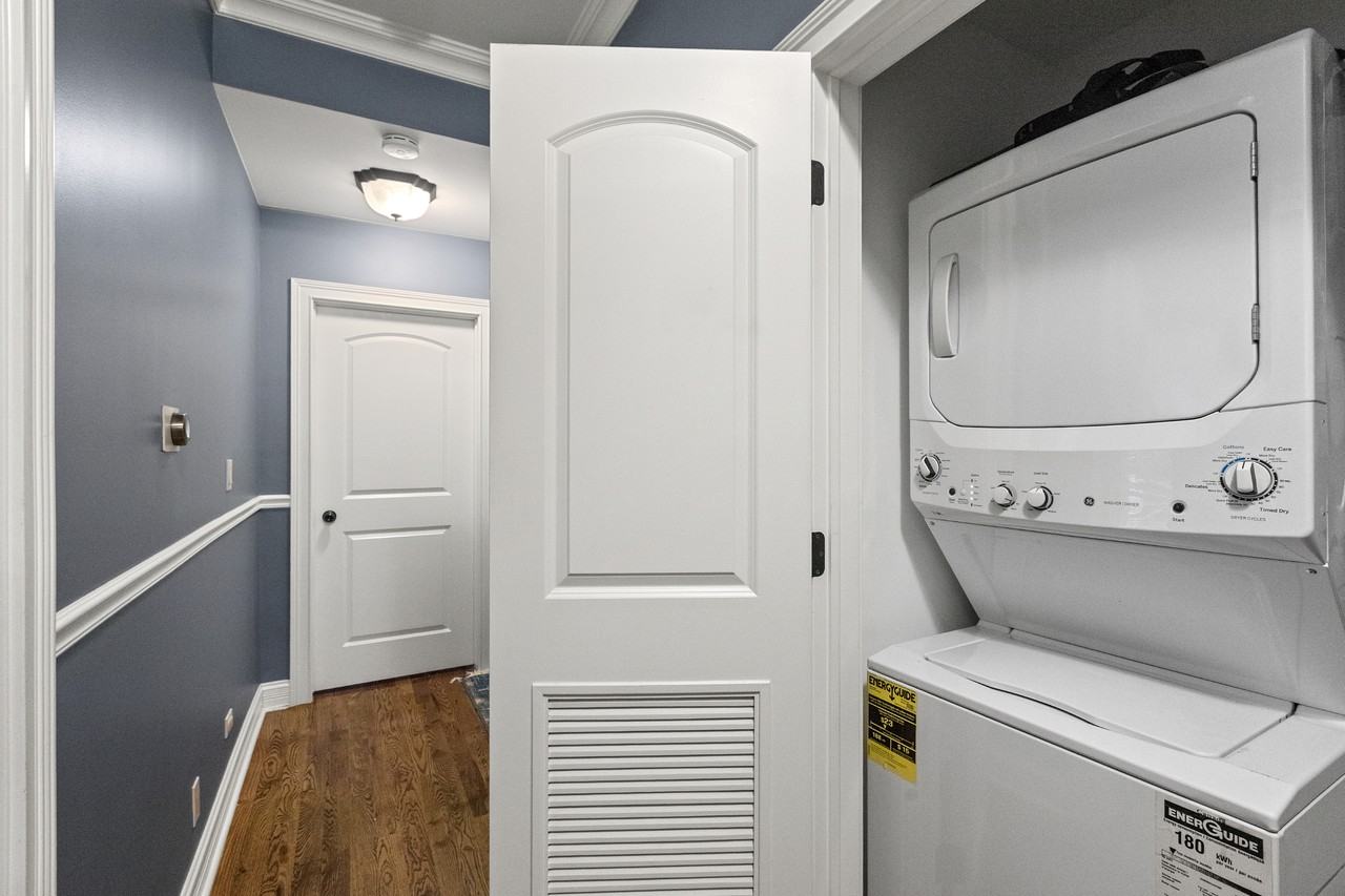 5219 N Winthrop Ave #2N - Photo 3 of 5