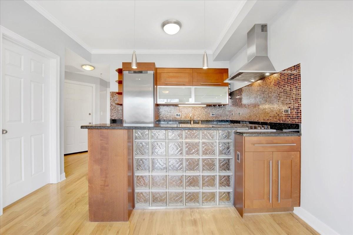 3918 N Kedvale Ave #2N - Photo 2 of 14