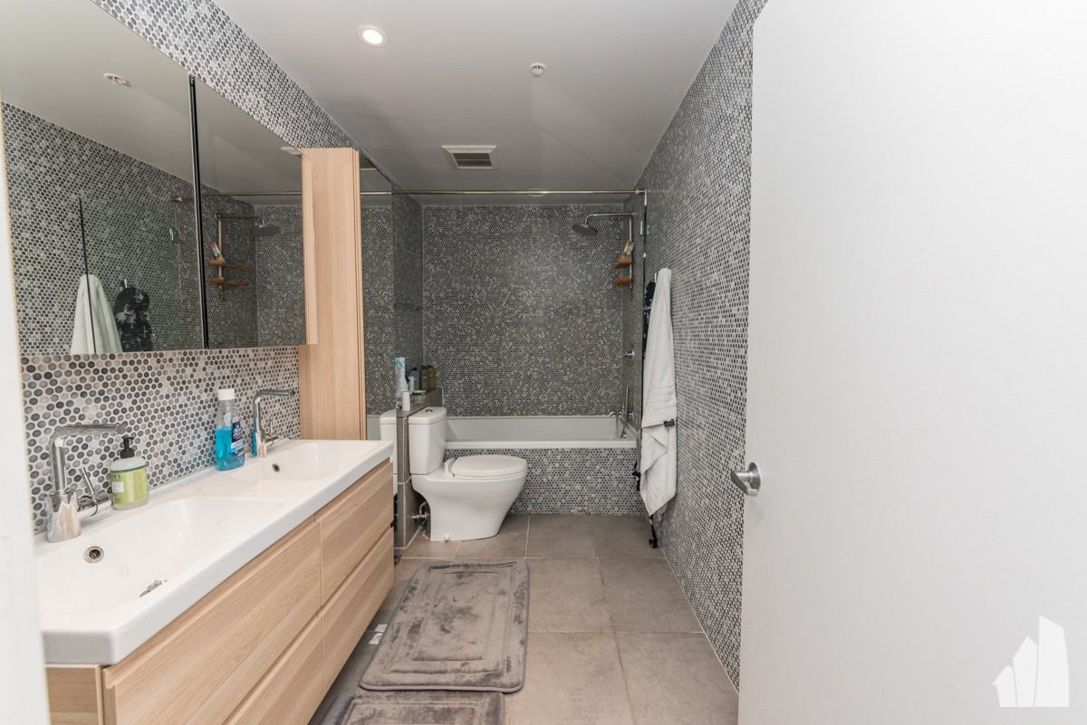 1503 S State St #306 - Photo 4 of 10