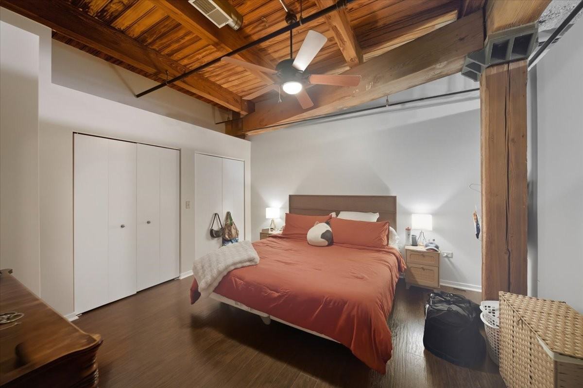 420 W Ontario St #309 - Photo 5 of 11