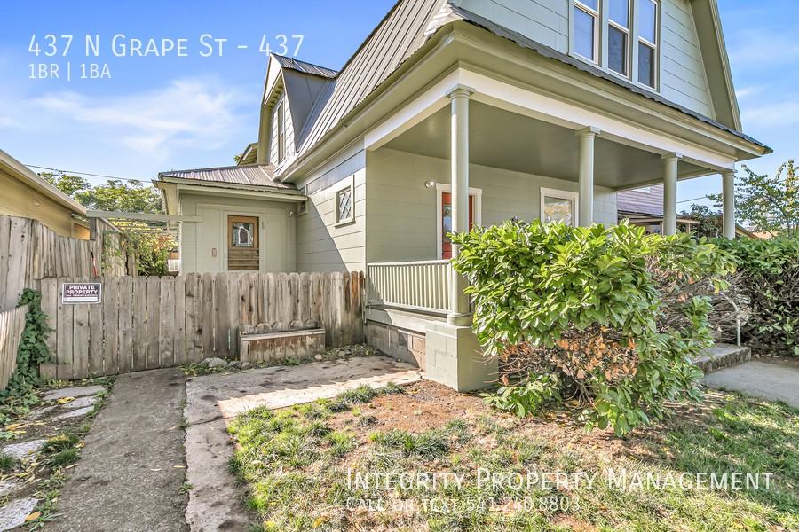 437 N Grape St #437 - Photo 3 of 14