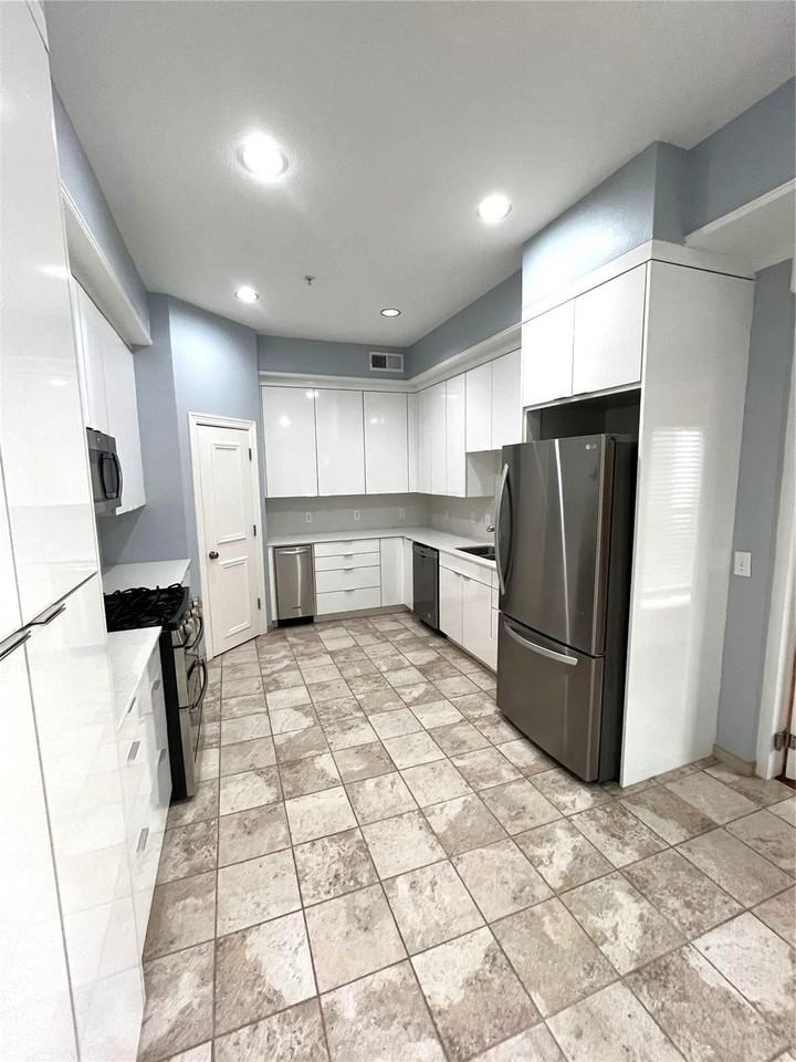 3409 Haynie Ave - Photo 5 of 12