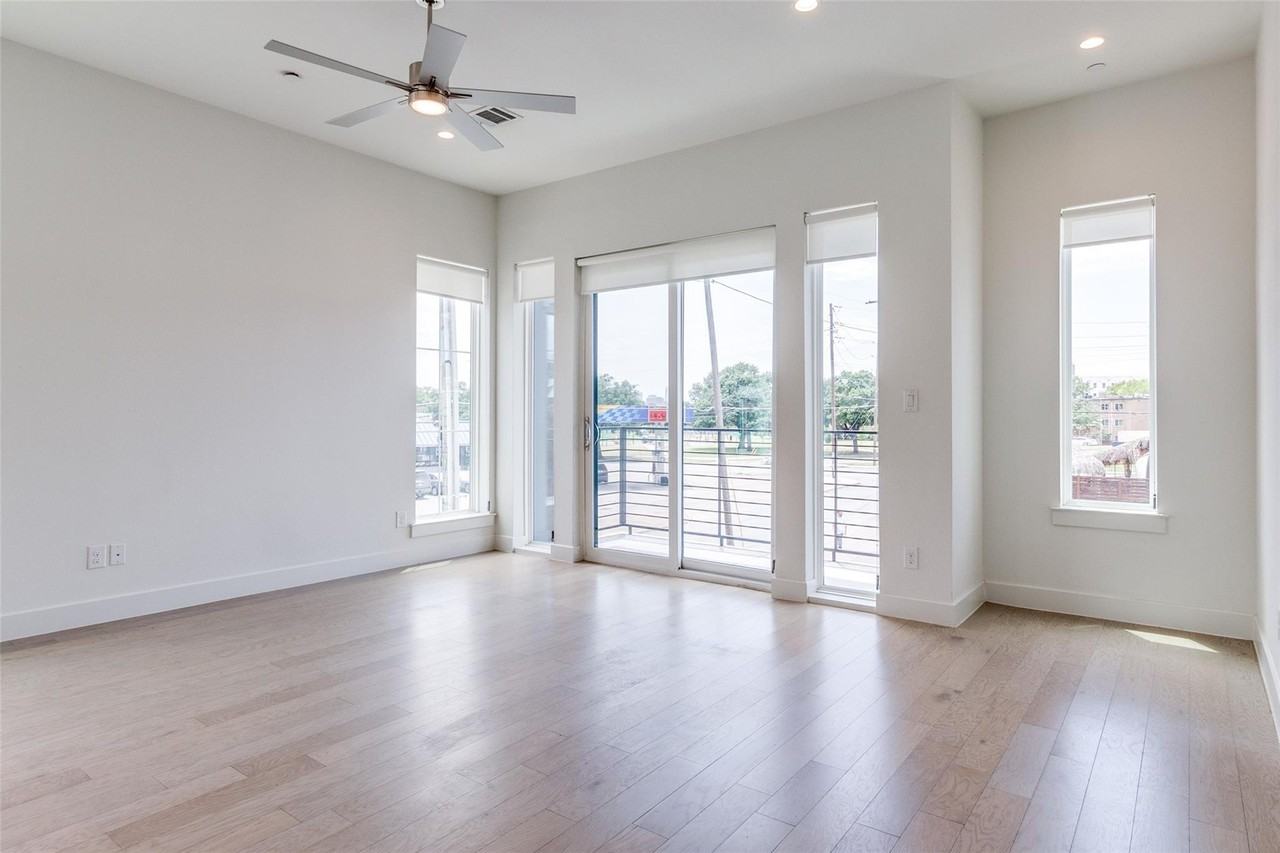 5515 Bryan Pkwy #101 - Photo 3 of 17