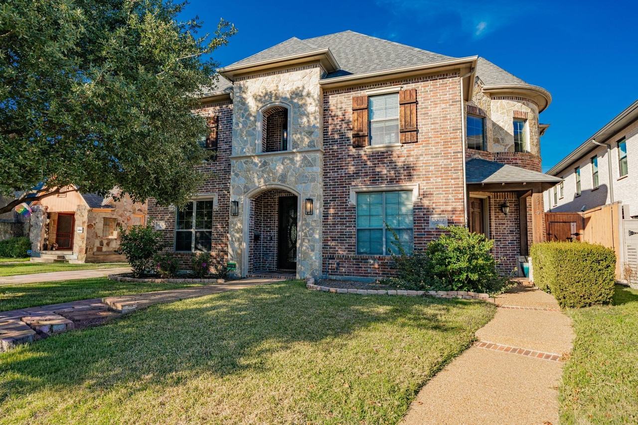 5517 Longview St - Photo 2 of 29