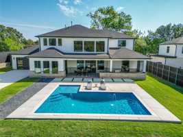 featured image of 10923 Marsh Ln