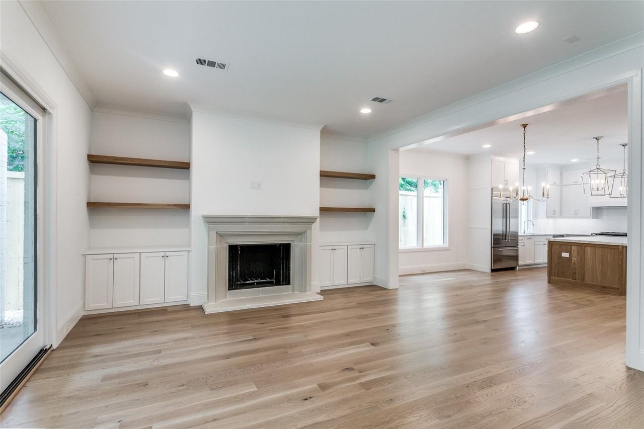 7519 Taos Rd - Photo 2 of 21