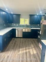 529 Queen St - Photo 1 of 1