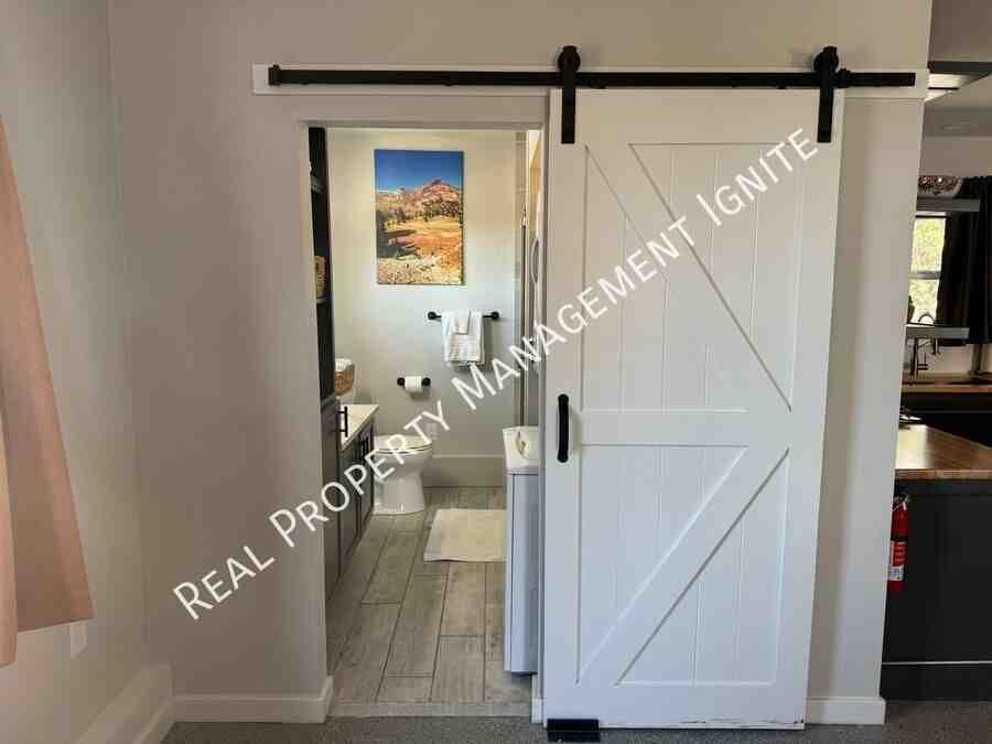 65601 Highway 20 - Photo 5 of 12